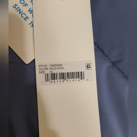 Roxy Wild Wind Hooded Puffer Vest Size XL NWT - Picture 4 of 8